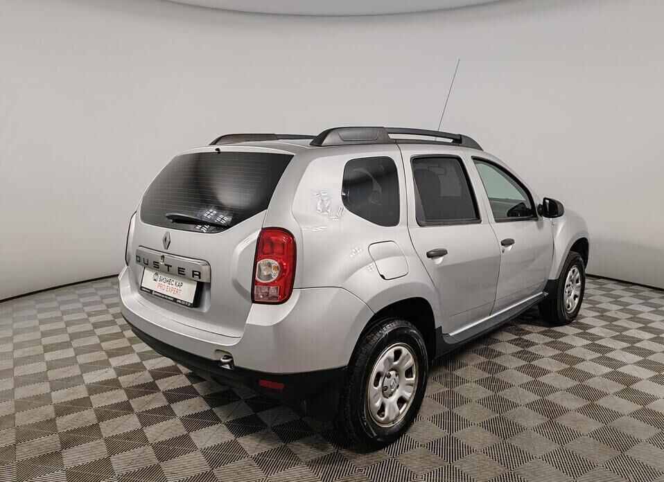 Renault Duster, I 1.6 MT (102 л.с.) 4WD
