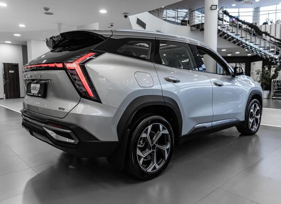 Geely Atlas, II 2.0 AT (200 л.с.) 4WD