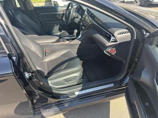 Toyota Camry, 2019&nbsp;г., 119&nbsp;445&nbsp;км