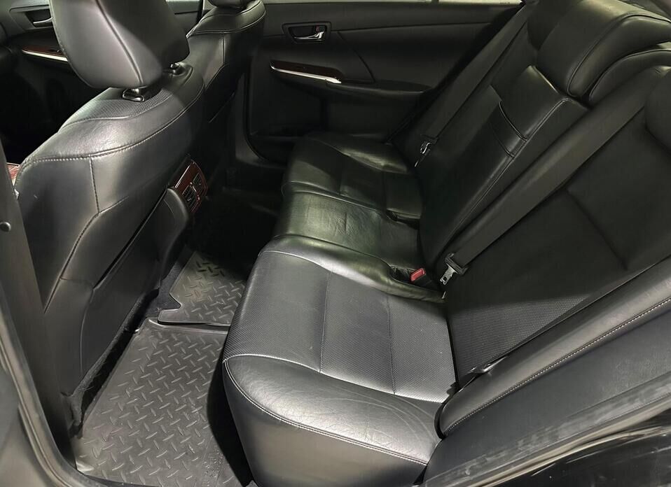 Toyota Camry, VII (XV50) 2.5 AT (181 л.с.)