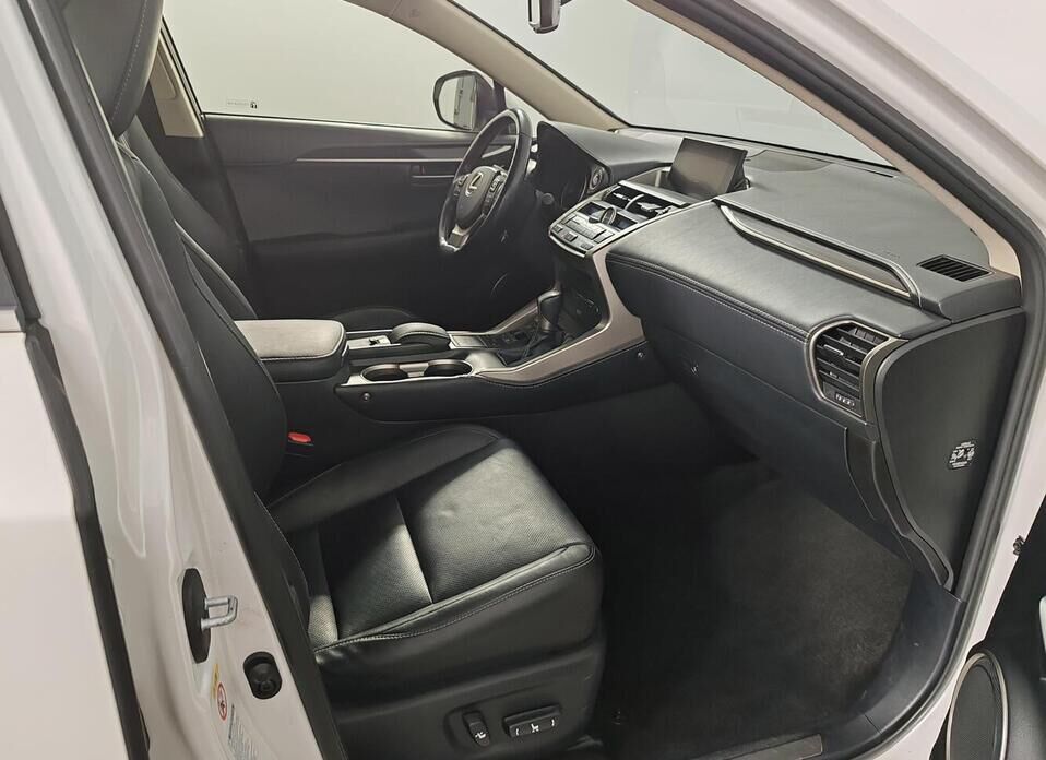 Lexus NX, I 300h 2.5hyb CVT (155 л.с.) 4WD