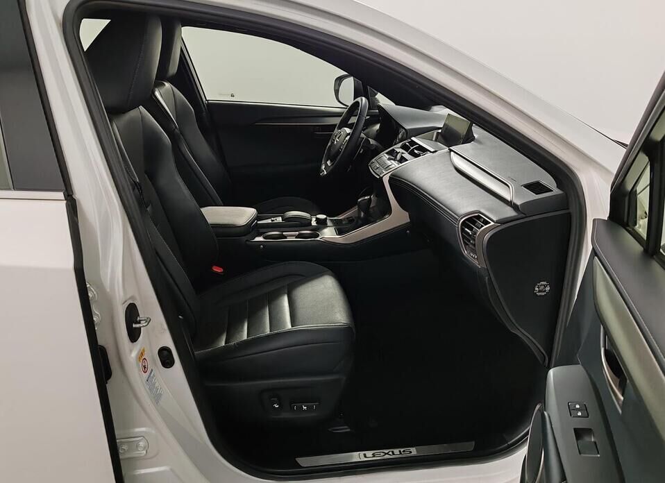 Lexus NX, I 300h 2.5hyb CVT (155 л.с.) 4WD