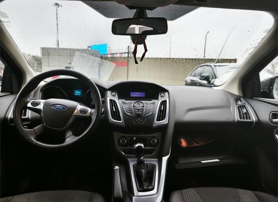 Ford Focus, III 1.6 MT (125 л.с.)