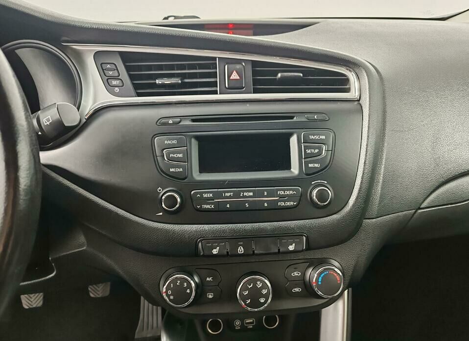 Kia Ceed 1.6 MT (130 л.с.)
