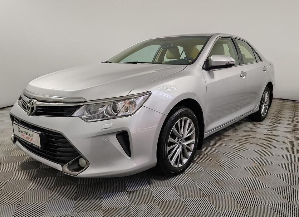 Toyota Camry, VII (XV50) Рестайлинг 2.5 AT (181 л.с.)