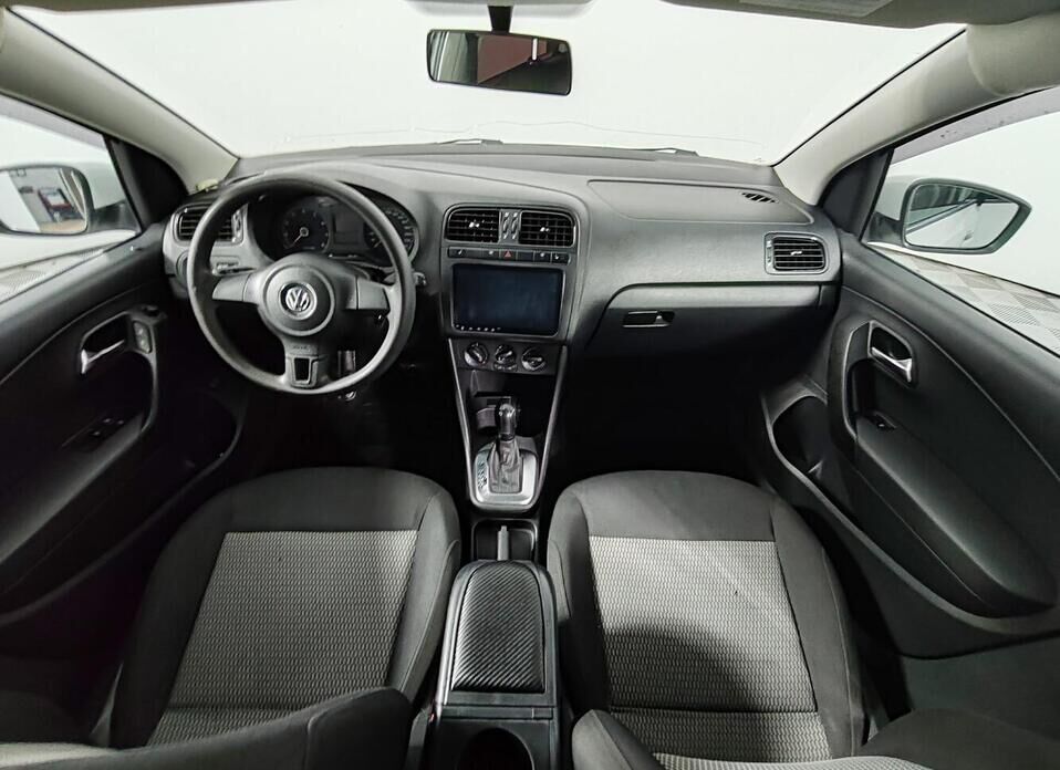Volkswagen Polo, V 1.6 AT (105 л.с.)