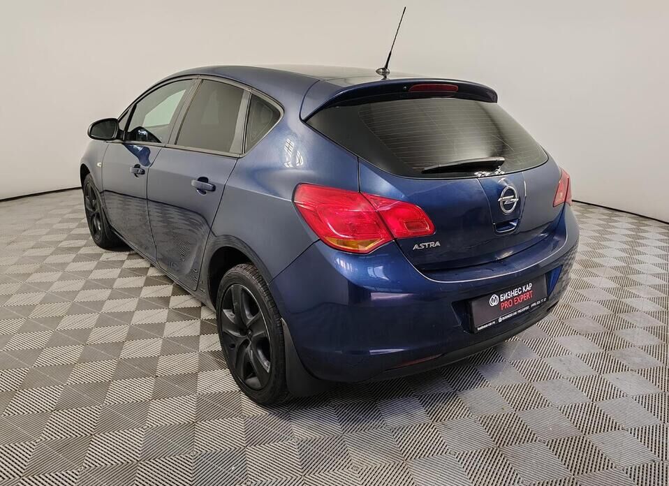 Opel Astra, J 1.6 MT (115 л.с.)
