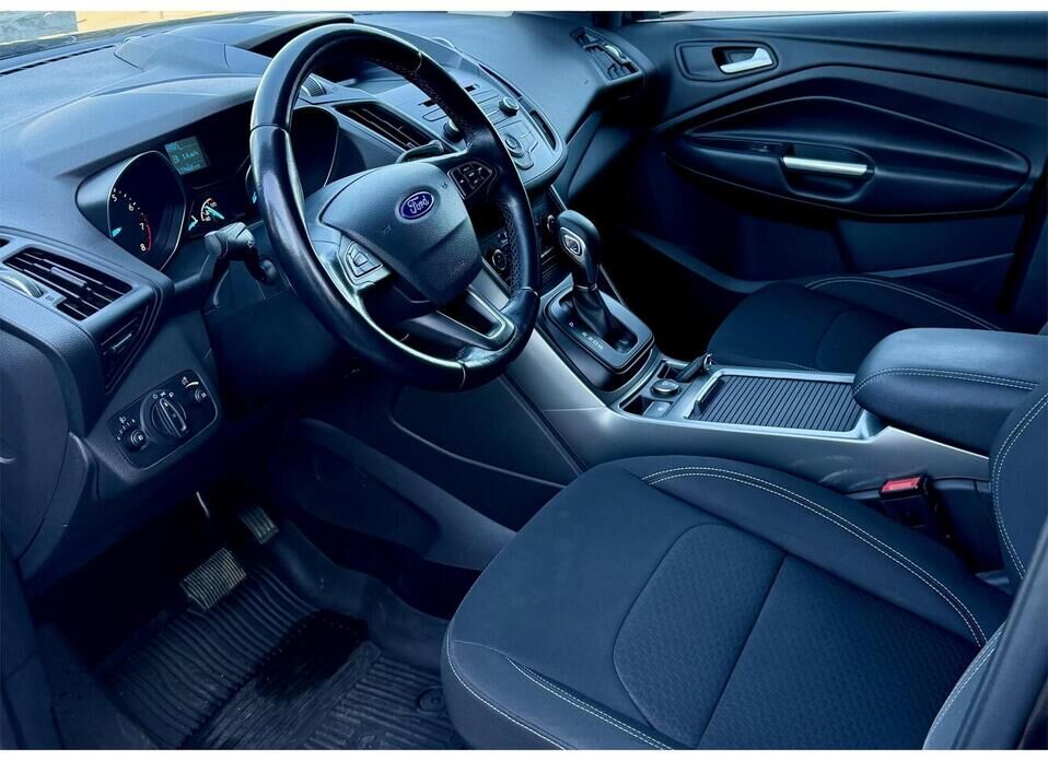 Ford Kuga, II Рестайлинг 2.5 AT (150 л.с.)