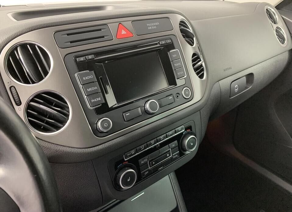 Volkswagen Tiguan, I 2.0 AT (170 л.с.) 4WD