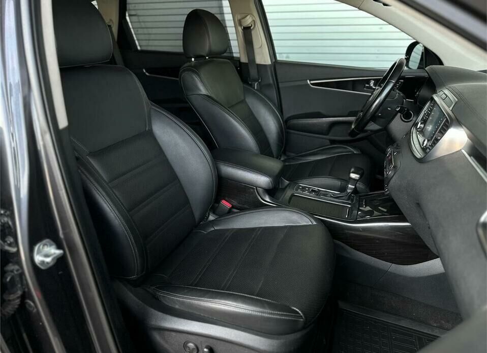 Kia Sorento 2.2d AT (200 л.с.) 4WD