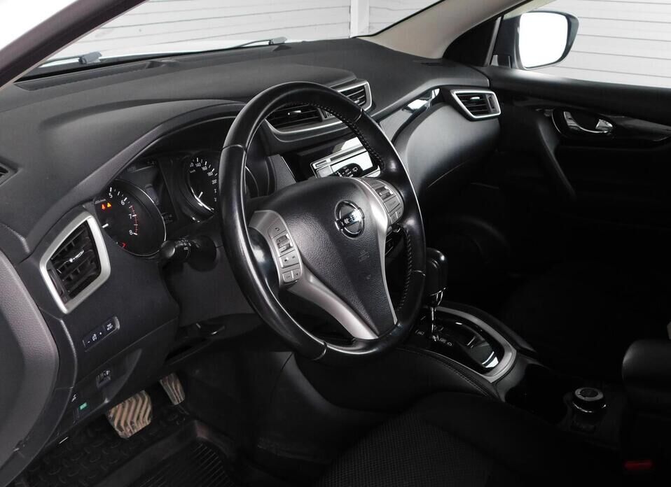 Nissan Qashqai, II 2.0 CVT (144 л.с.) 4WD