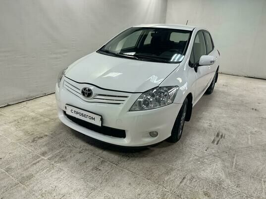 Toyota Auris, 2011 г., 184 935 км