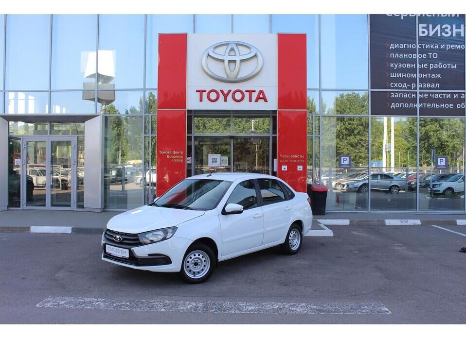 LADA (ВАЗ) Granta 1.6 MT (106 л.с.)