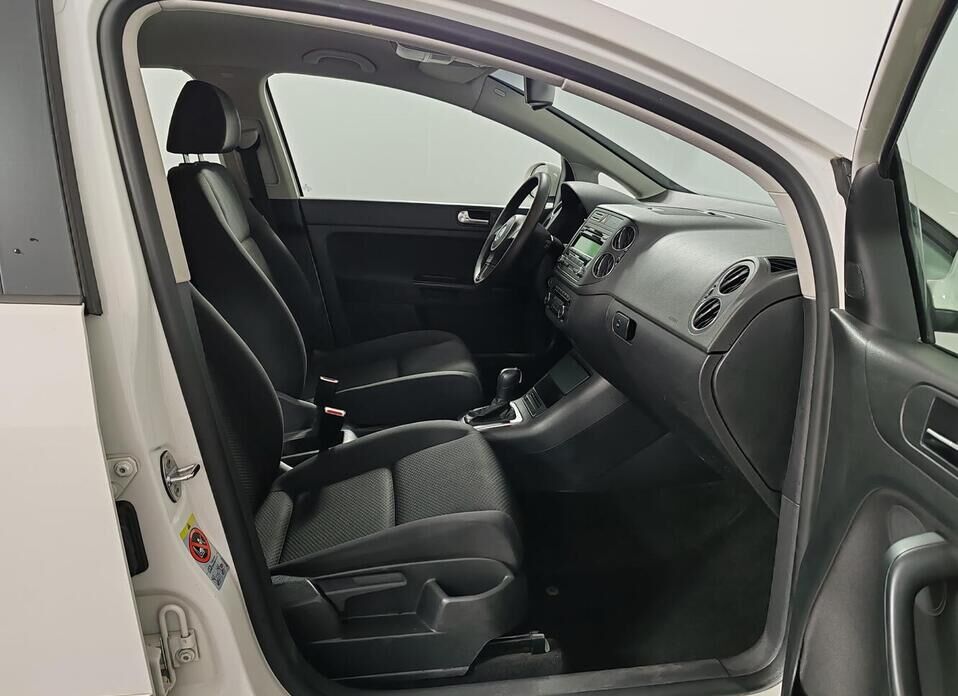 Volkswagen Golf Plus, II 1.4 AMT (122 л.с.)