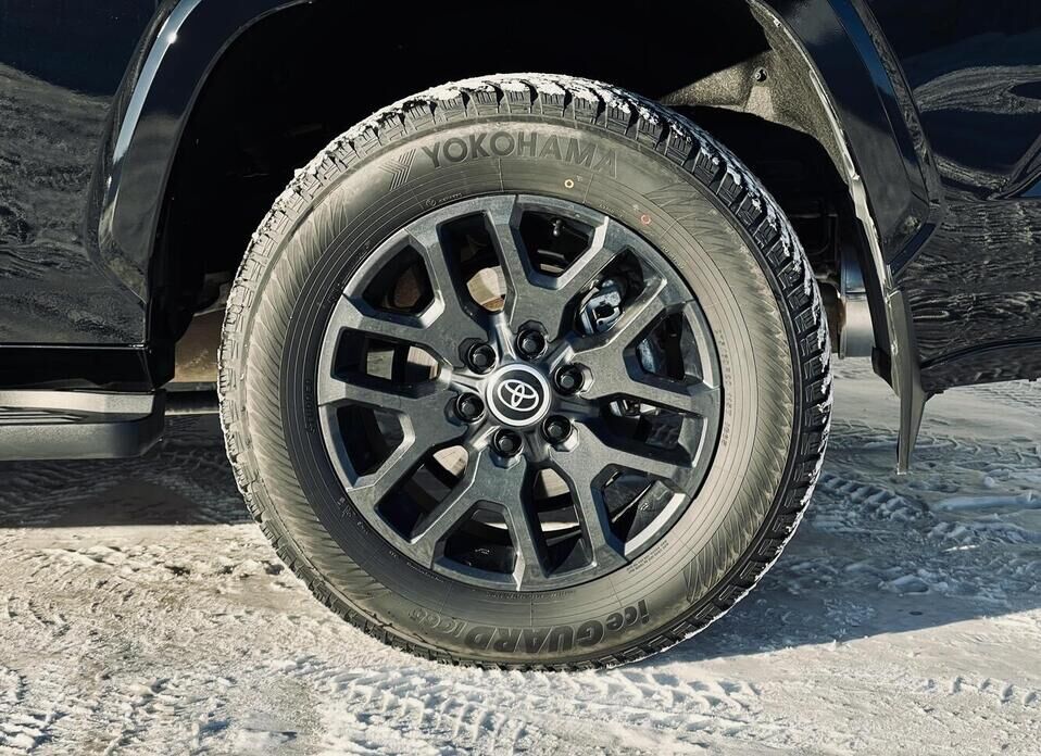 Toyota Sequoia, III 3.5hyb AT (437 л.с.) 4WD