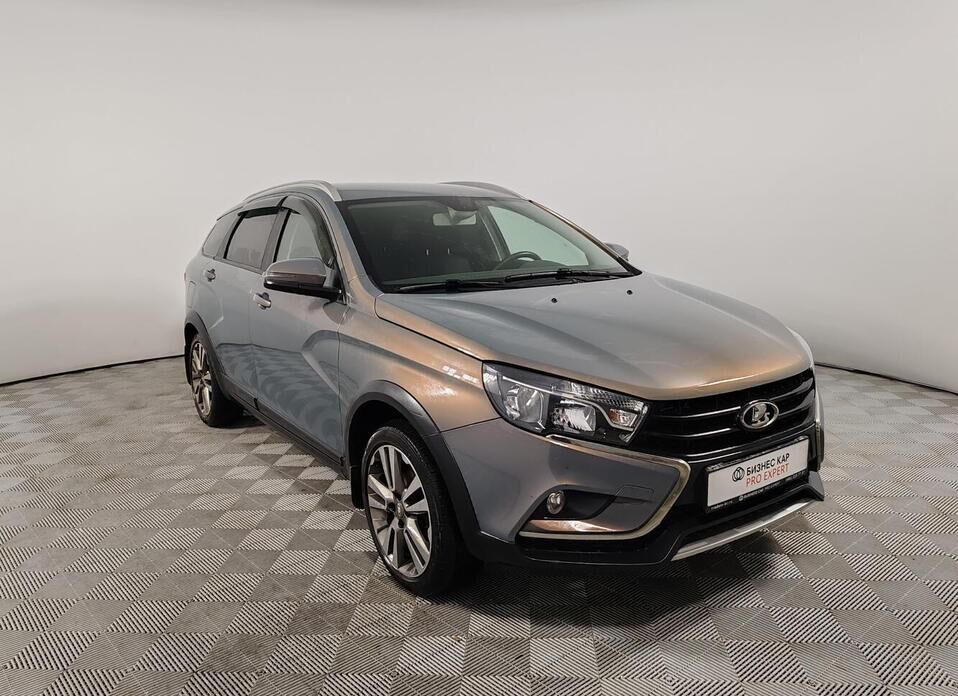 LADA (ВАЗ) Vesta SW Cross 1.6 CVT (113 л.с.)