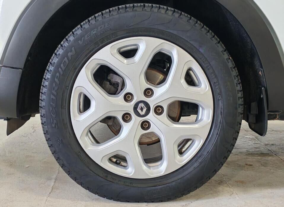 Renault Kaptur 1.6 MT (114 л.с.)