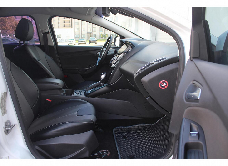 Ford Focus, III 1.6 AMT (125 л.с.)