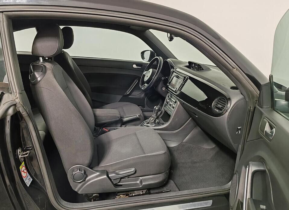 Volkswagen Beetle, II (A5) 1.2 AMT (105 л.с.)