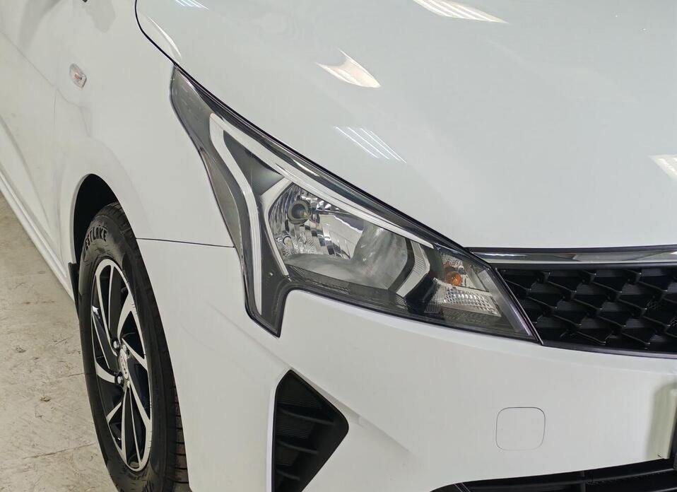 Kia Rio 1.6 AT (123 л.с.)