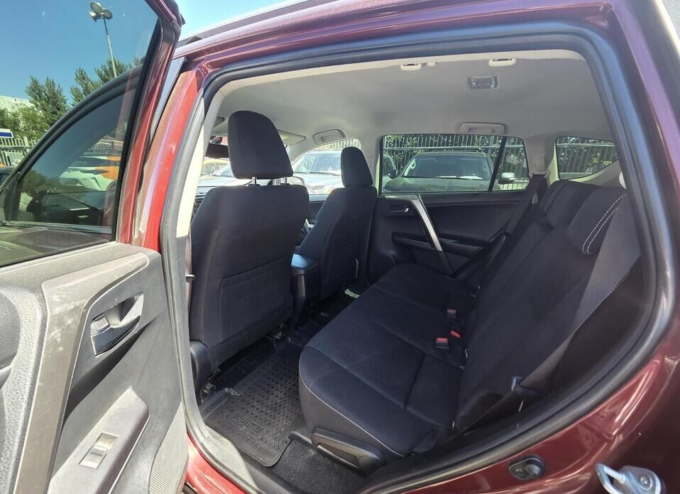 Toyota RAV4, IV (CA40) Рестайлинг 2.0 CVT (146 л.с.) 4WD