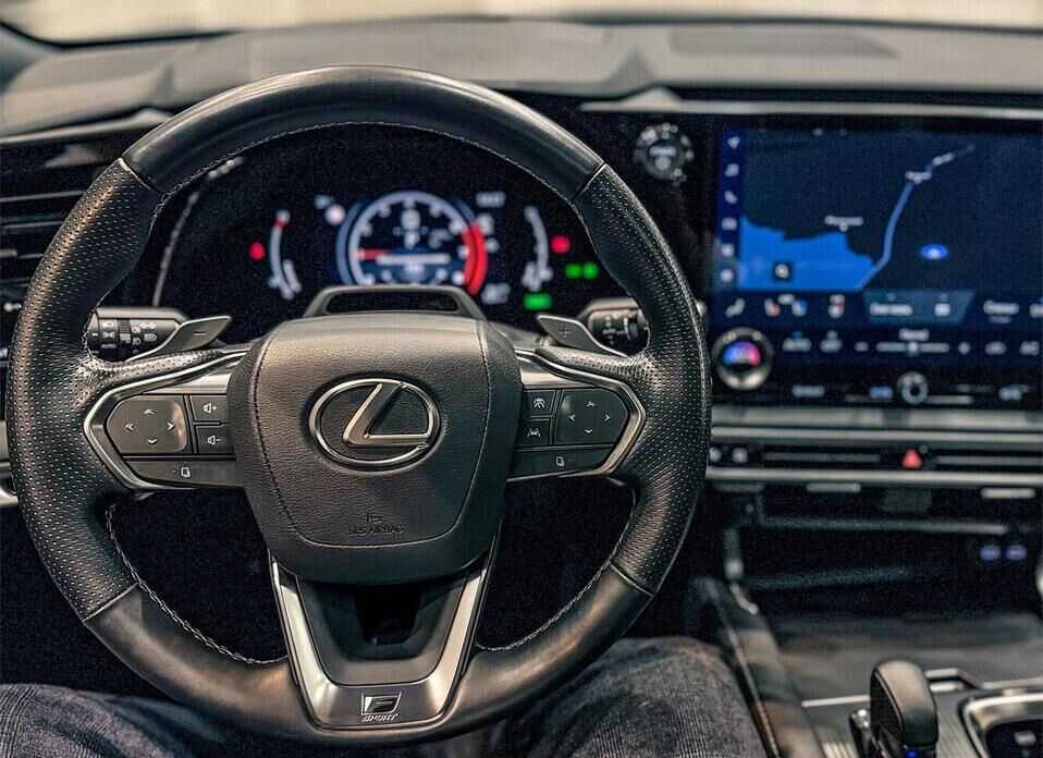 Lexus RX, V 500h 2.4hyb AT (371 л.с.) 4WD