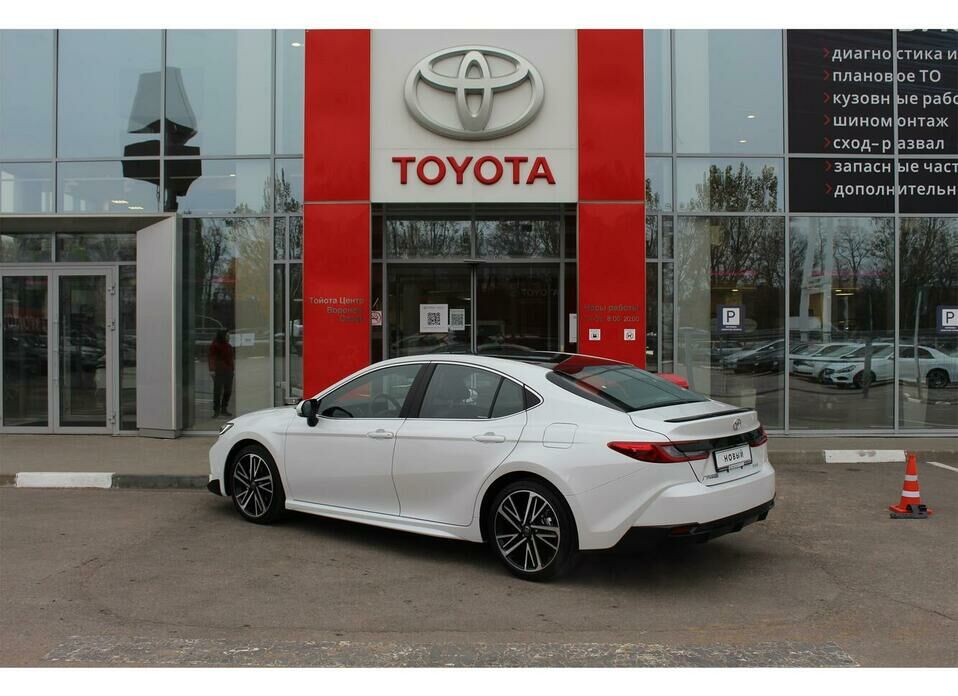 Toyota Camry 2.0 CVT (173 л.с.)