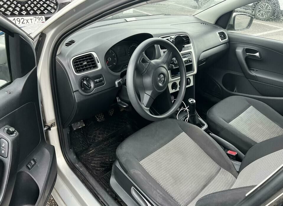 Volkswagen Polo 1.6 MT (105 л.с.)