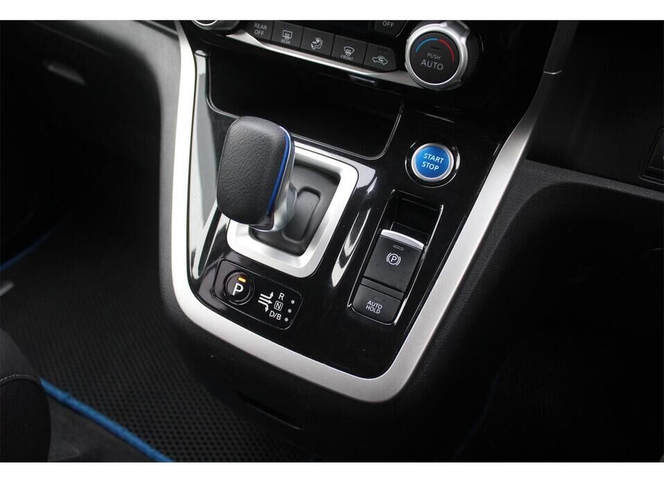 Nissan Serena, V (C27) 1.2hyb AT (136 л.с.)