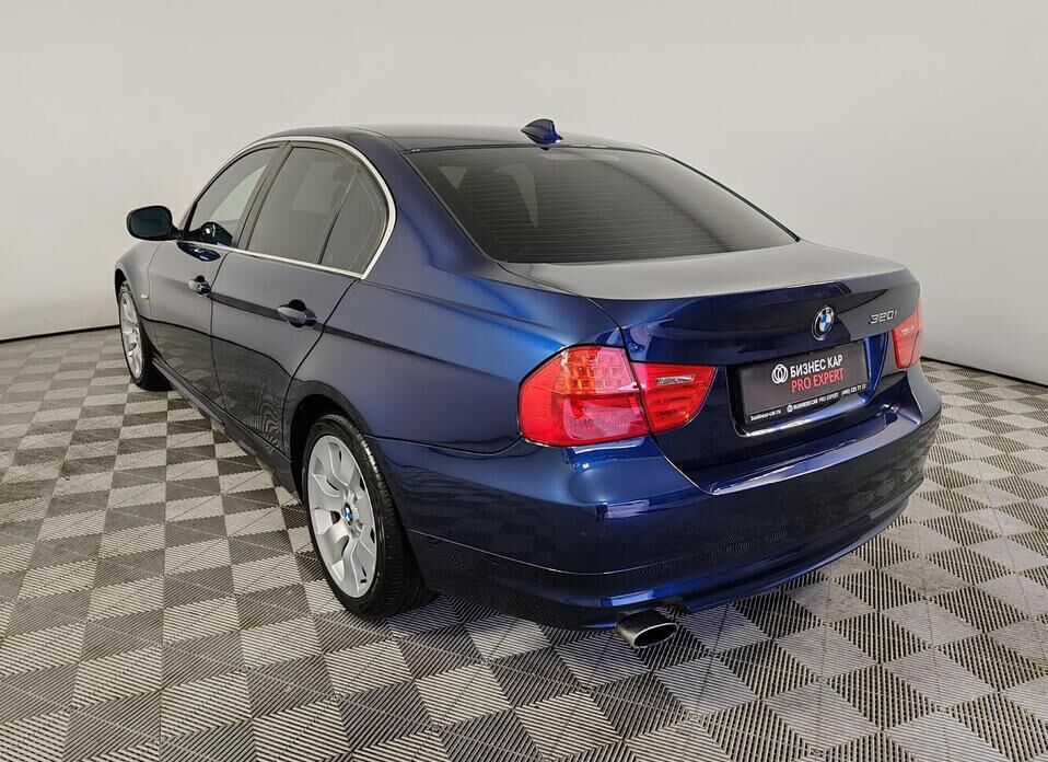 BMW 3 серии 320i 2.0 AT (156 л.с.)
