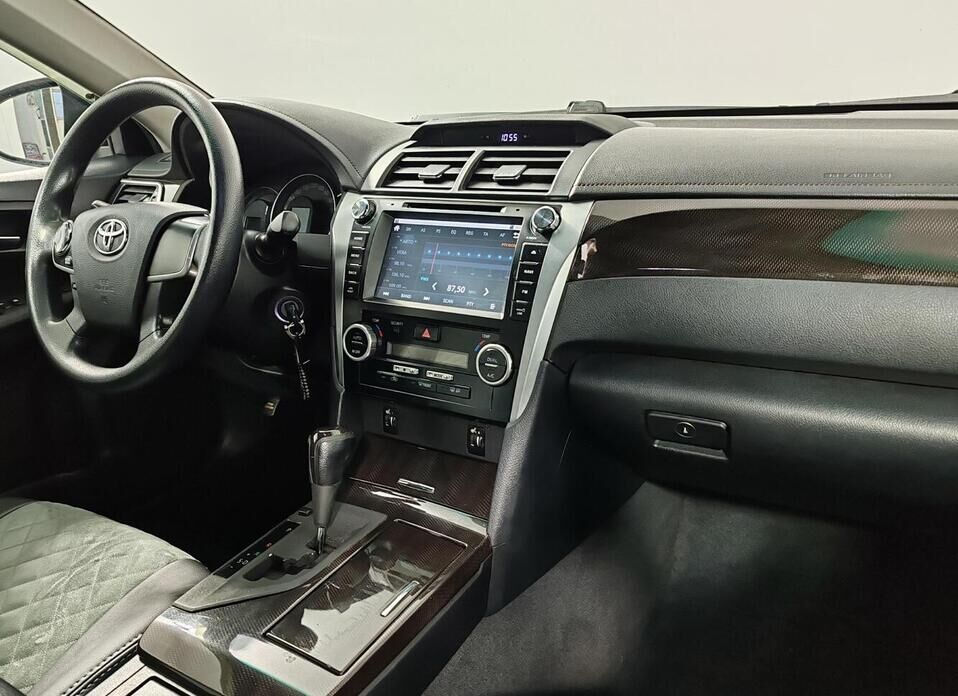 Toyota Camry, VII (XV50) 2.0 AT (148 л.с.)