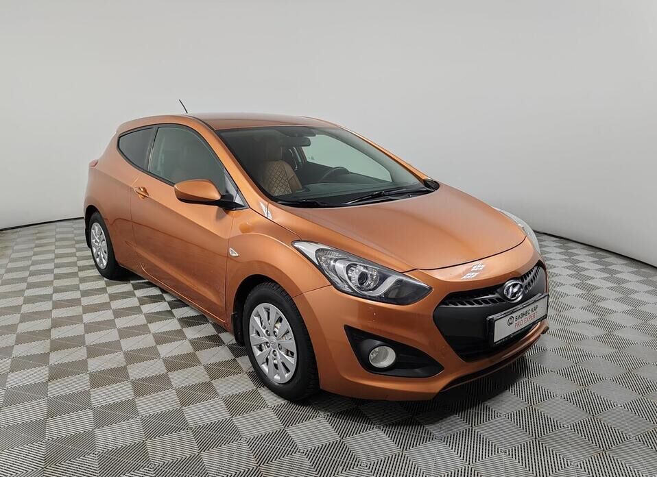 Hyundai i30, II Рестайлинг 1.6 AT (130 л.с.)