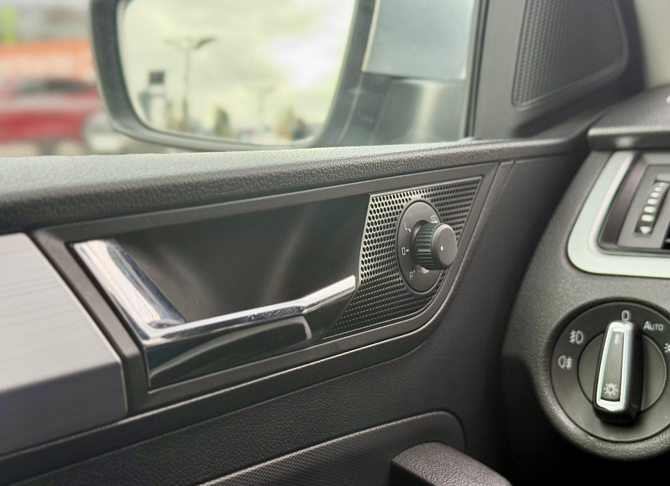 Skoda Rapid, I Рестайлинг 1.6 MT (90 л.с.)