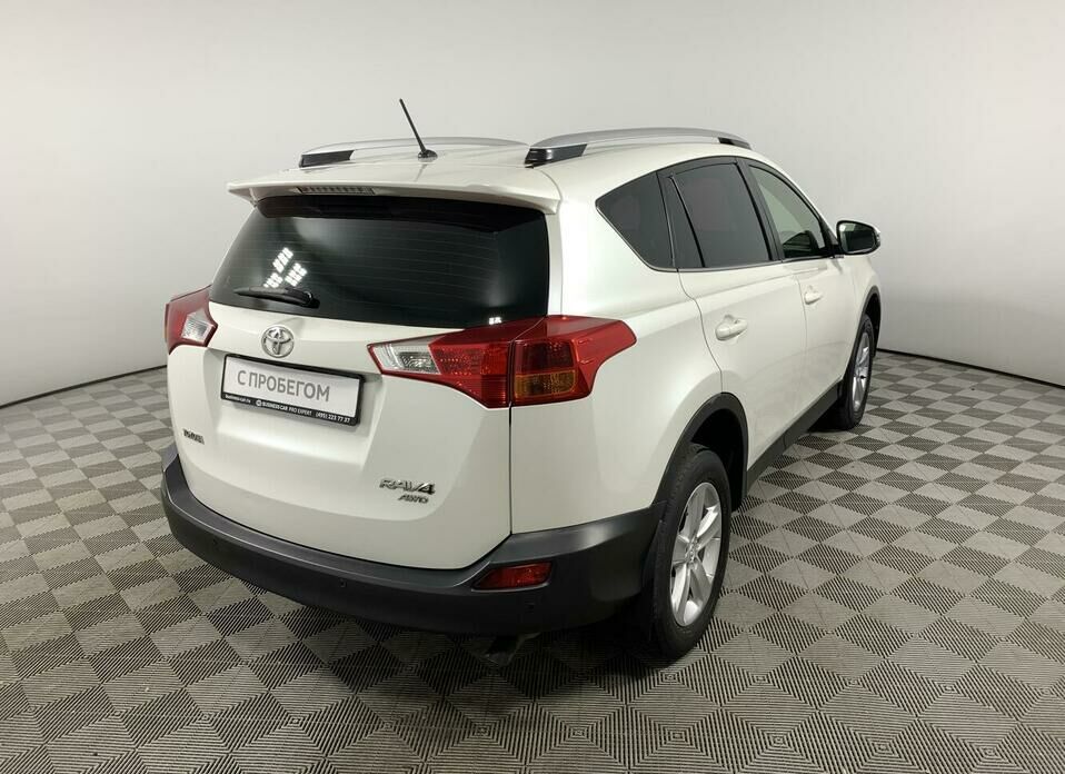 Toyota RAV4 2.2d AT (149 л.с.) 4WD