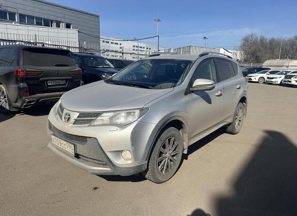 Toyota RAV4, IV (XA40) 2.0 CVT (146 л.с.) 4WD