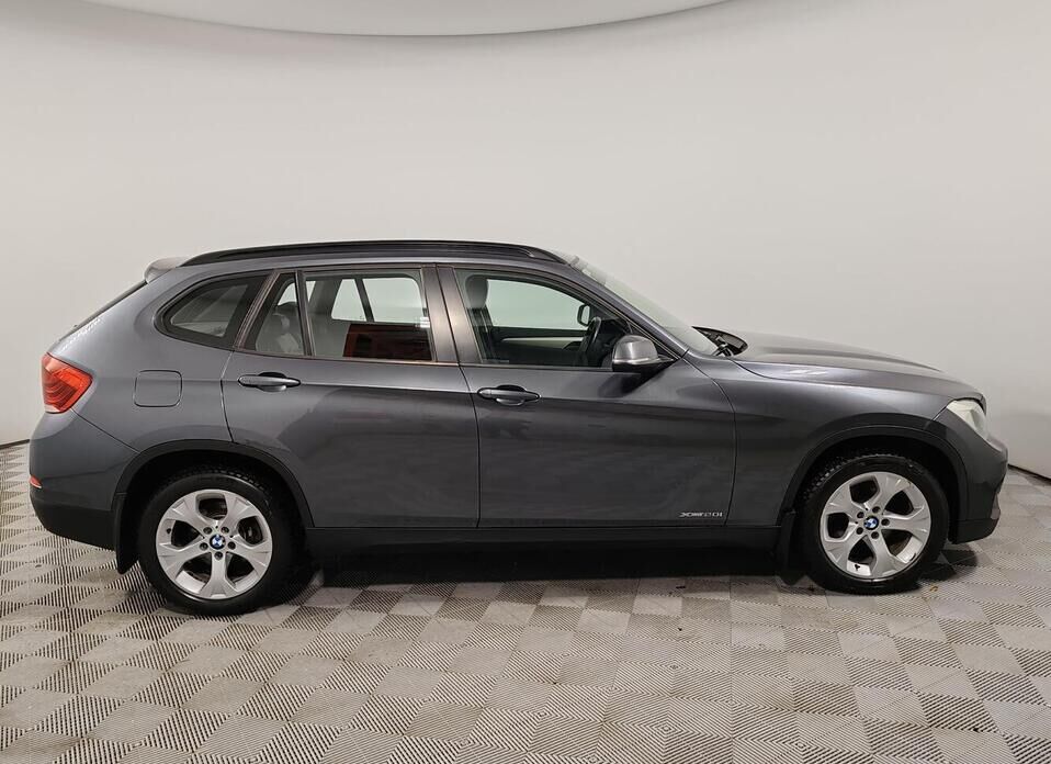 BMW X1, I (E84) Рестайлинг 20i 2.0 AT (184 л.с.) 4WD