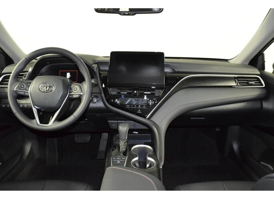 Toyota Camry 2.5 AT (206 л.с.)