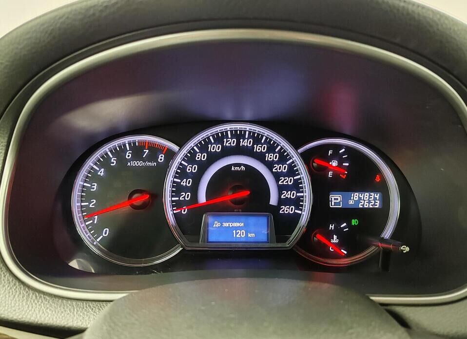 Nissan Teana 2.5 CVT (182 л.с.)