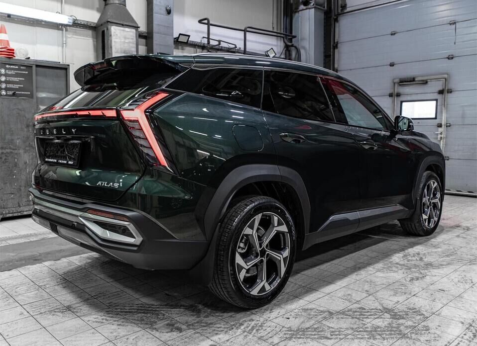 Geely Atlas, II 1.5 AMT (147 л.с.)