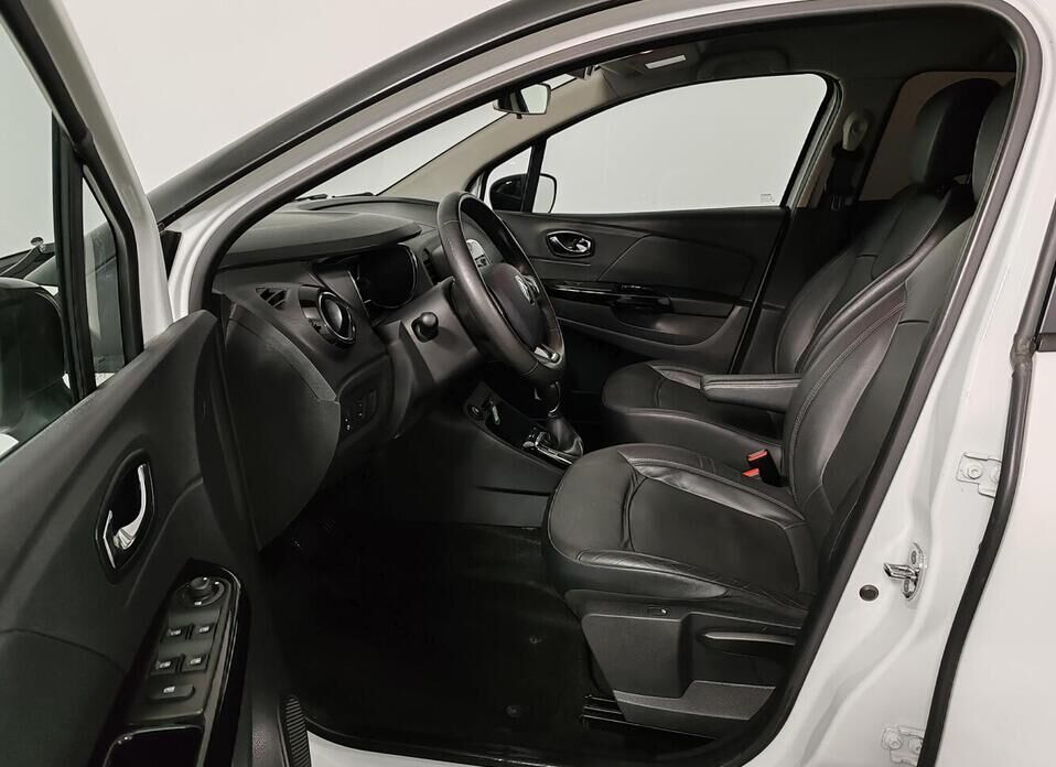 Renault Kaptur, I 1.6 CVT (114 л.с.)