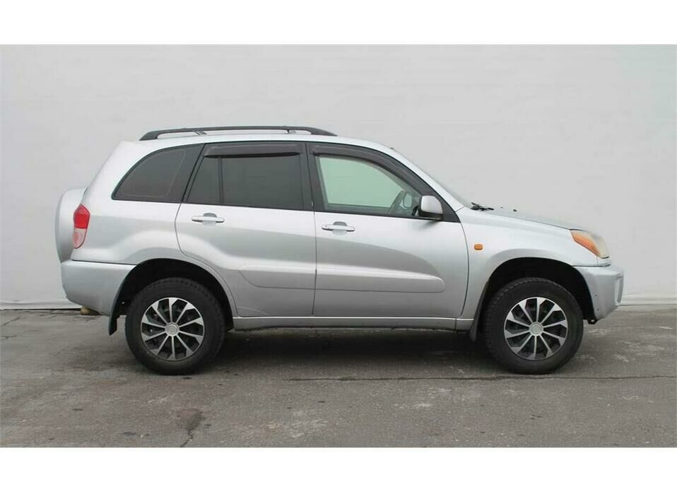 Toyota RAV4 2.0 AT (150 л.с.) 4WD