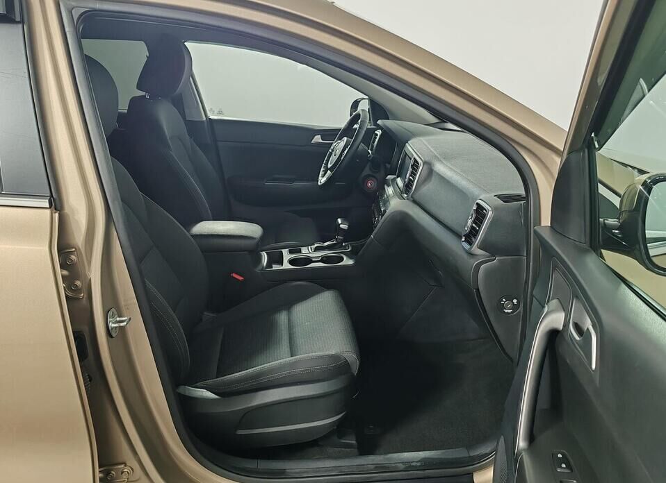 Kia Sportage, IV 2.0 AT (150 л.с.) 4WD