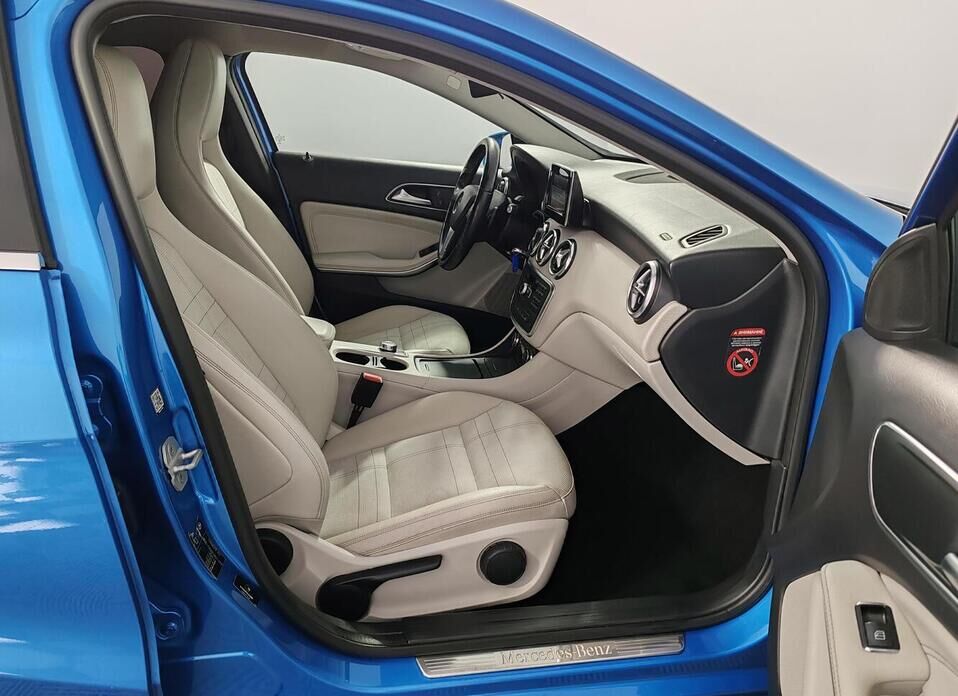 Mercedes-Benz A-Класс, III (W176) 180 1.6 AMT (122 л.с.)