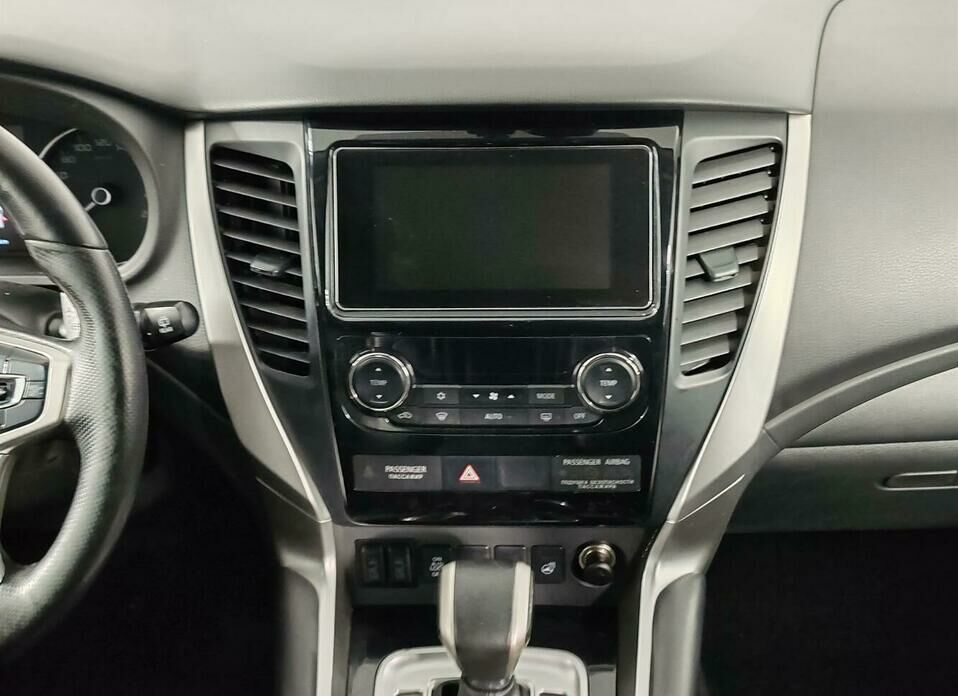 Mitsubishi Pajero Sport 2.4d AT (181 л.с.) 4WD