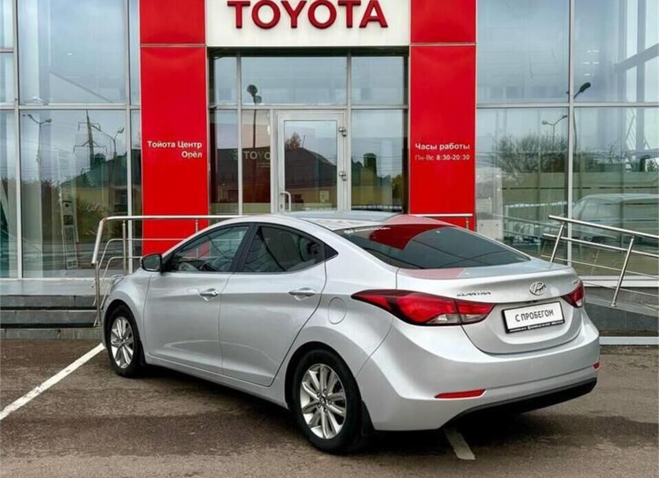 Hyundai Elantra, V (MD) Рестайлинг 1.8 AT (150 л.с.)