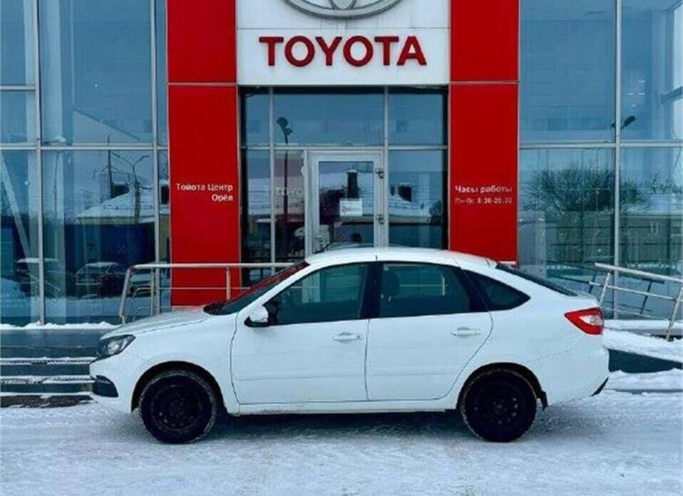 LADA (ВАЗ) Granta, I Рестайлинг 1.6 MT (90 л.с.)