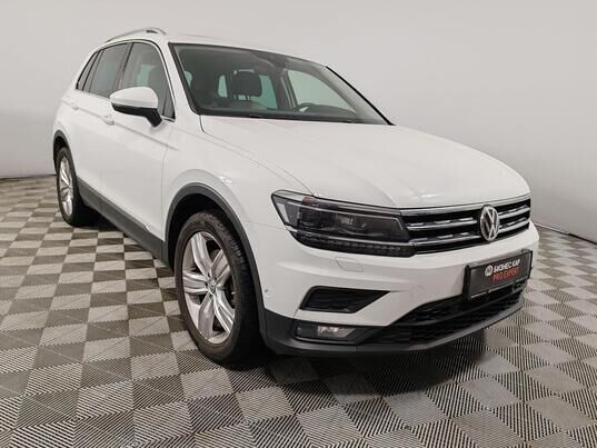 Volkswagen Tiguan, 2020&nbsp;г., 70&nbsp;330&nbsp;км