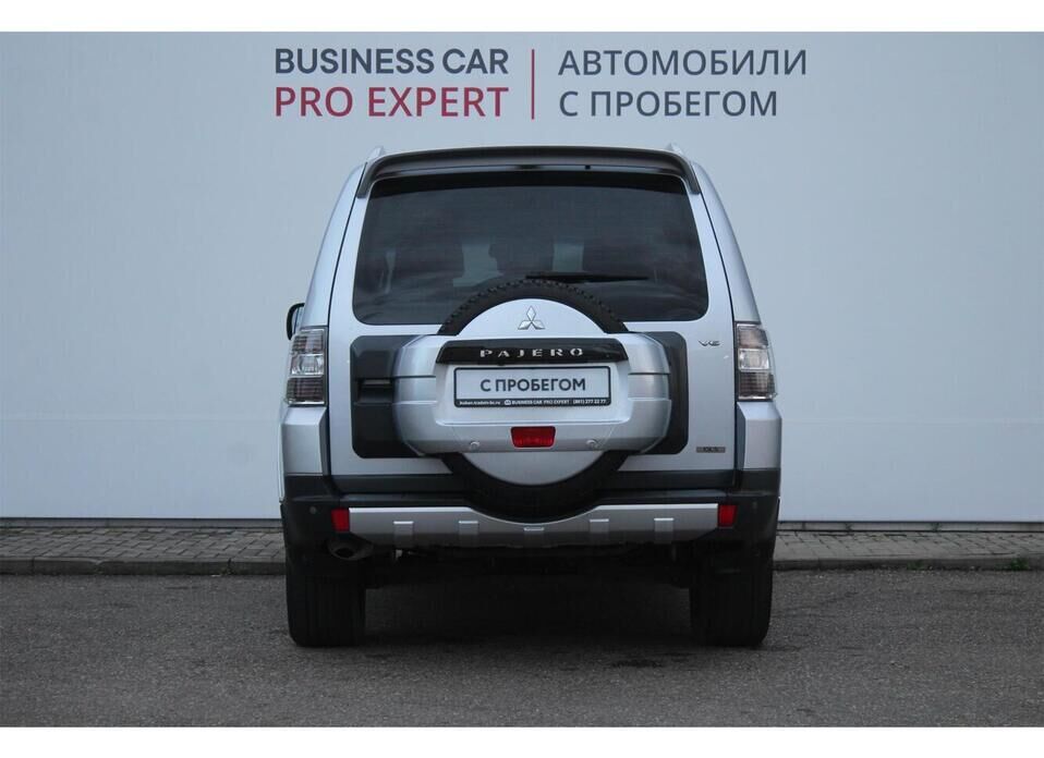 Mitsubishi Pajero, IV 3.0 AT (178 л.с.) 4WD