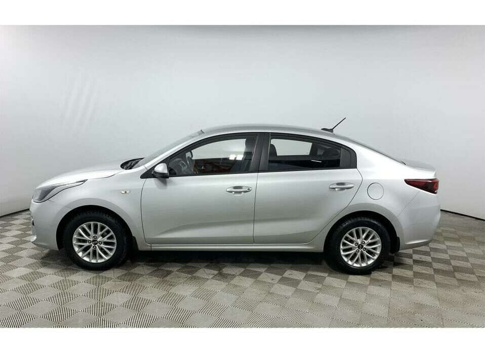 Kia Rio 1.6 AT (123 л.с.)