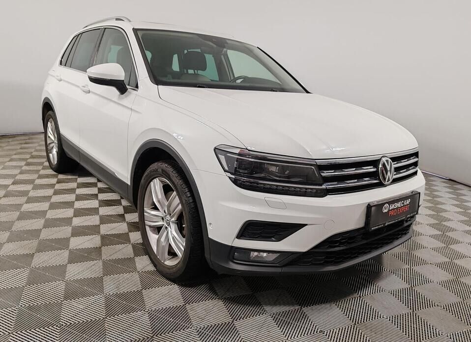 Volkswagen Tiguan, II 2.0 AMT (180 л.с.) 4WD